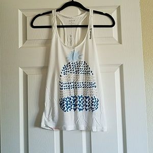 Pineapple running tank